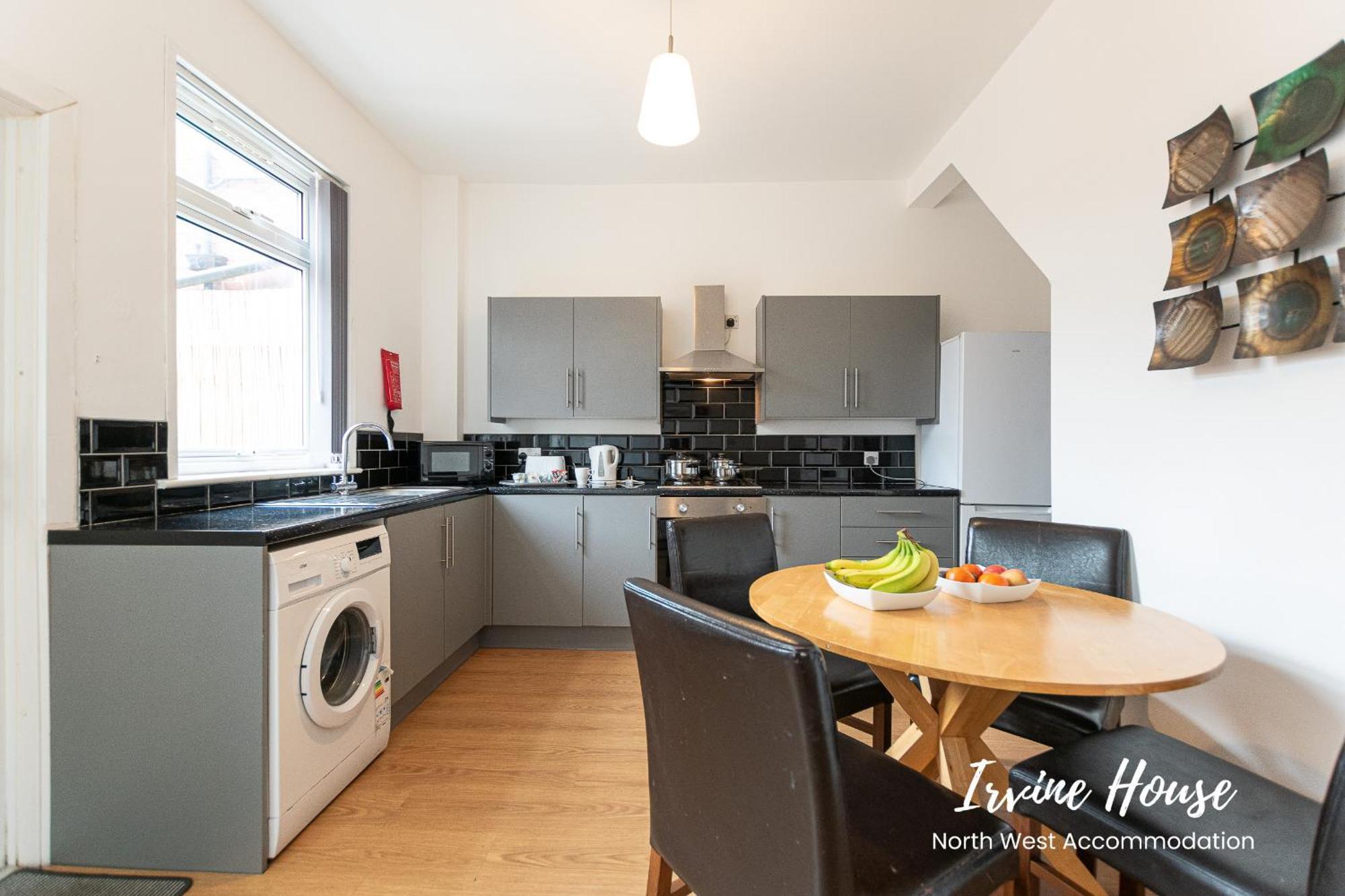 Irvine Contractor Accommodation Лей Экстерьер фото
