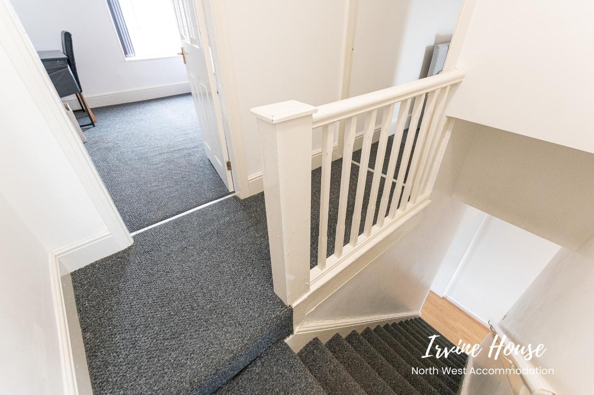 Irvine Contractor Accommodation Лей Экстерьер фото